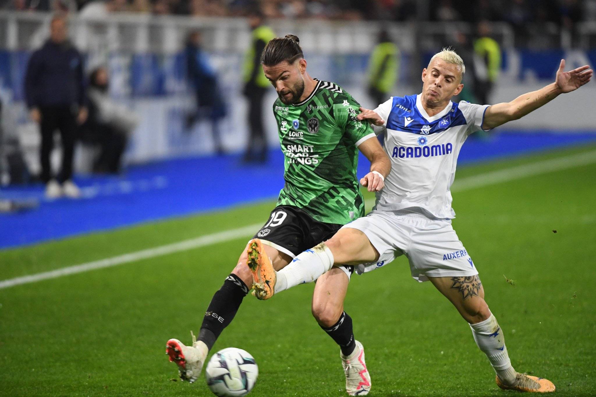 雷速体育入口-关于里尔主场大胜，法甲战绩持续看涨的信息