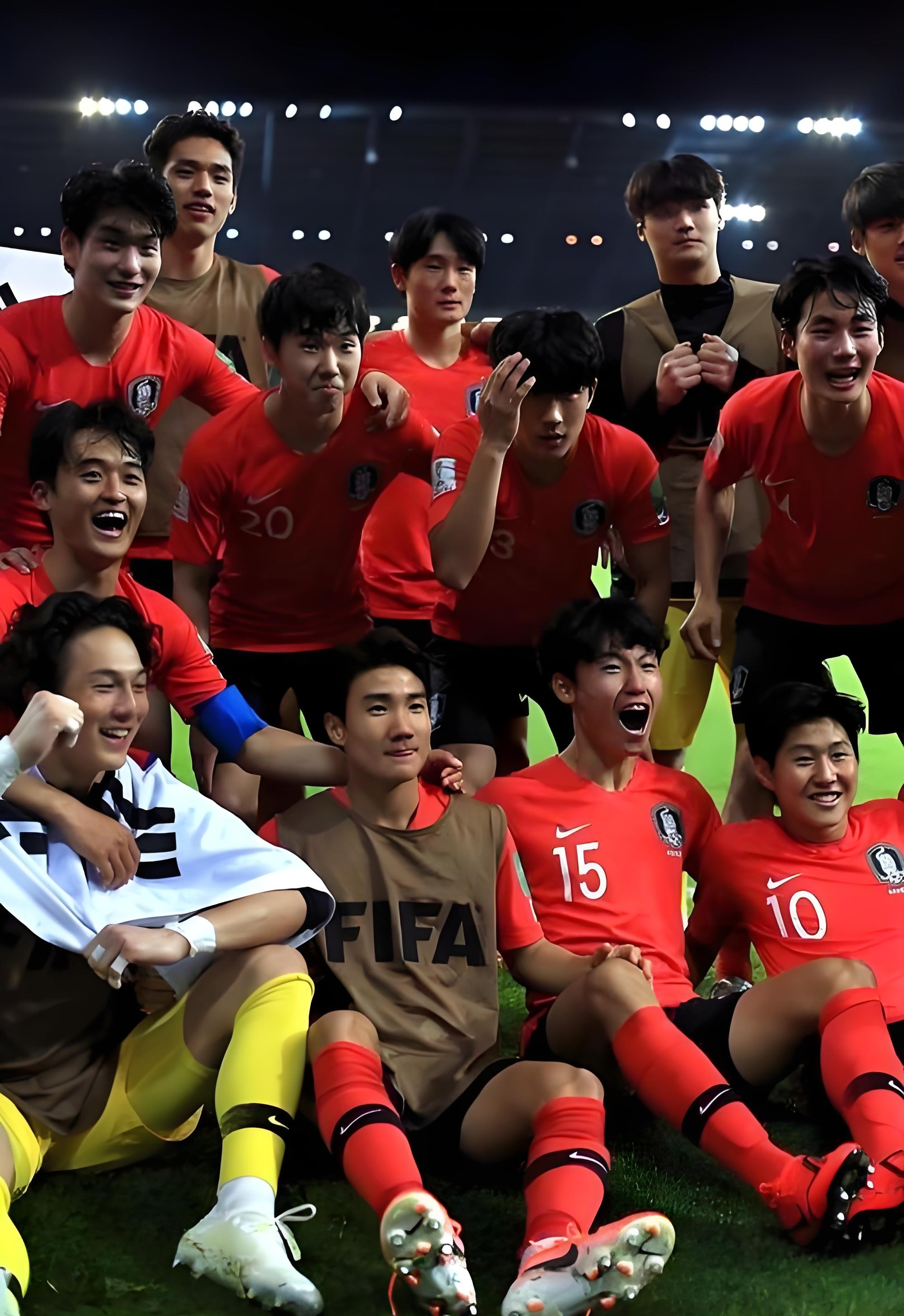 双方实力激烈对抗，最终以不多积分取胜的简单介绍