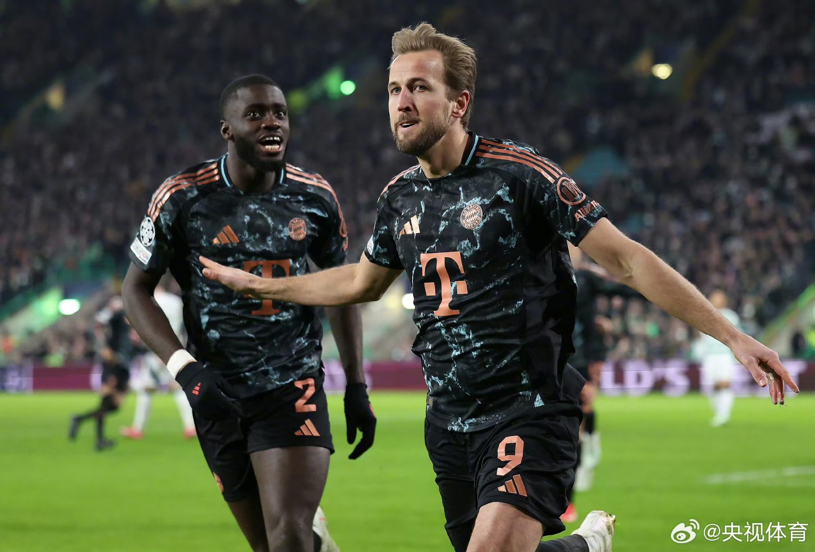 拜仁慕尼黑再次客场横扫对手，继续领跑的简单介绍