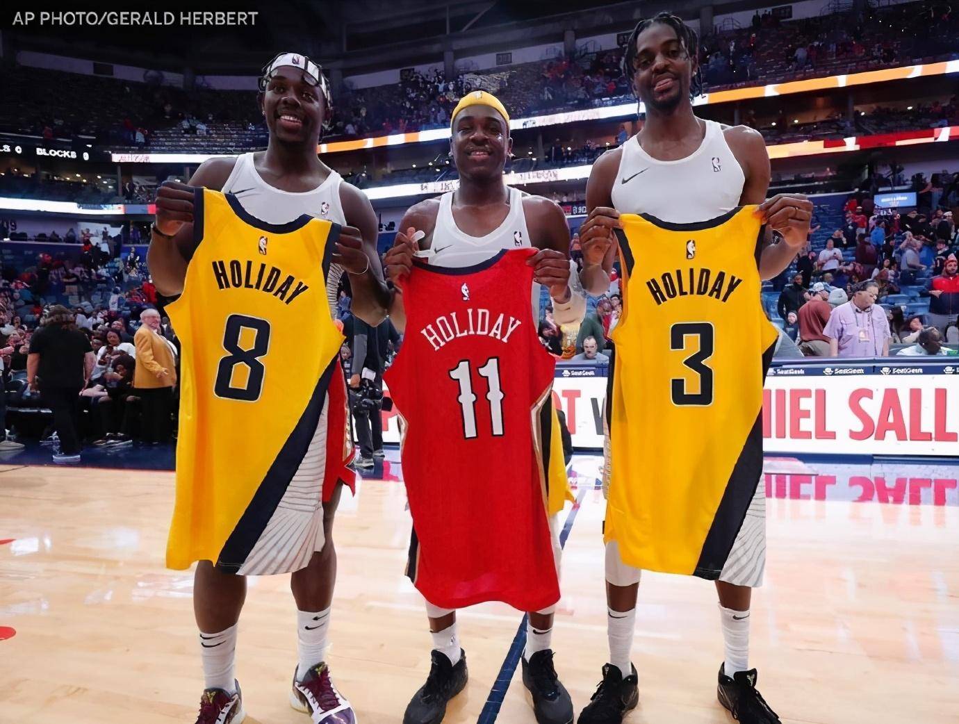 包含天津队完胜尼克斯，霍勒迪扛起全队的词条