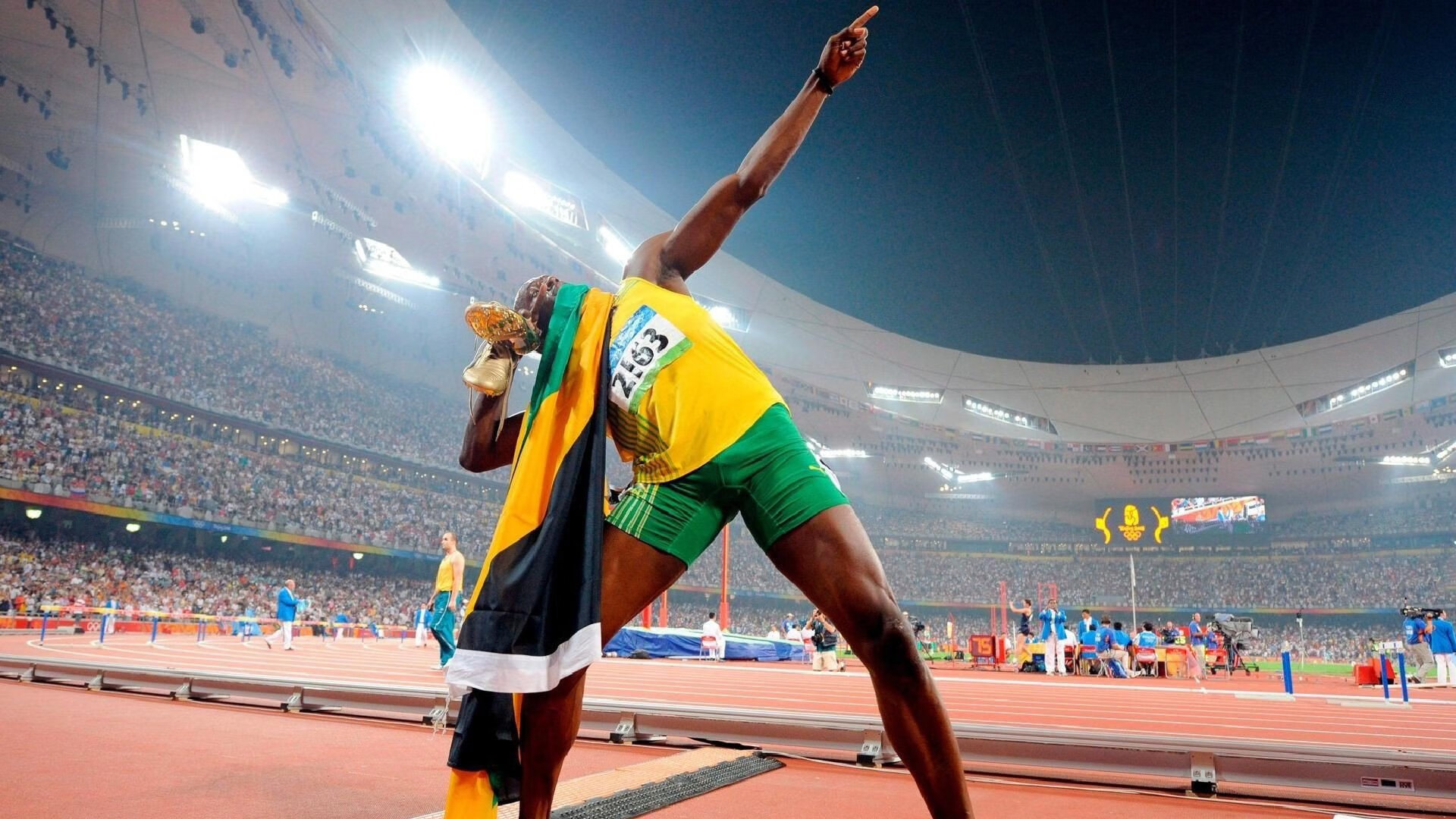 压哨绝杀！阿森纳战术新章，莱奥攻防转换核心铸就牙买加奇迹