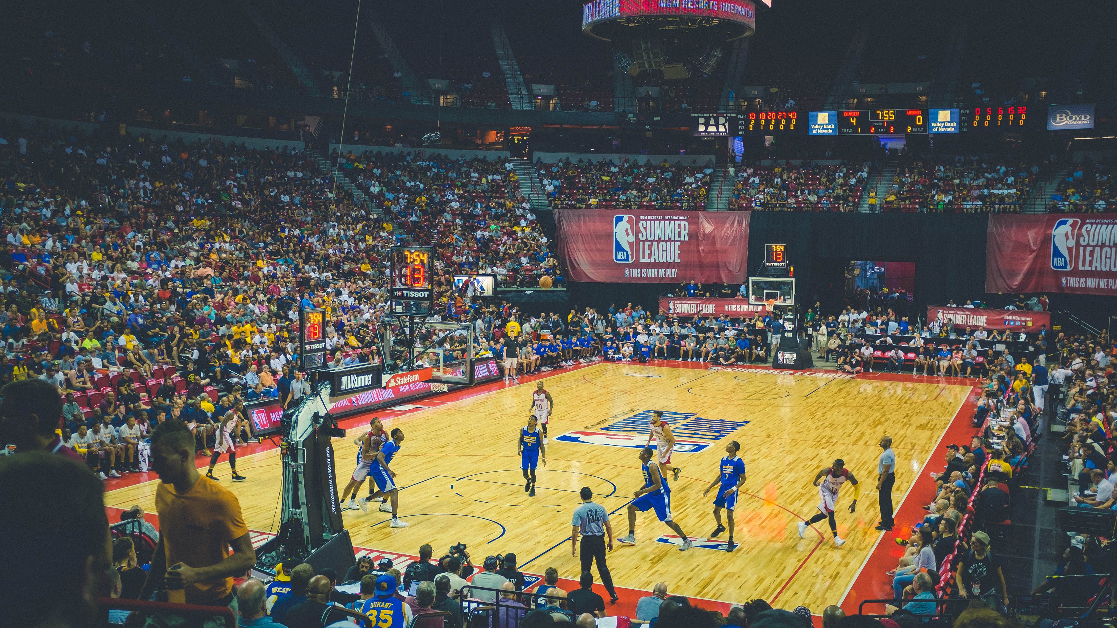 从科纳克里到密尔沃基，当几内亚血脉在马赛球场与NBA抢七夜共振