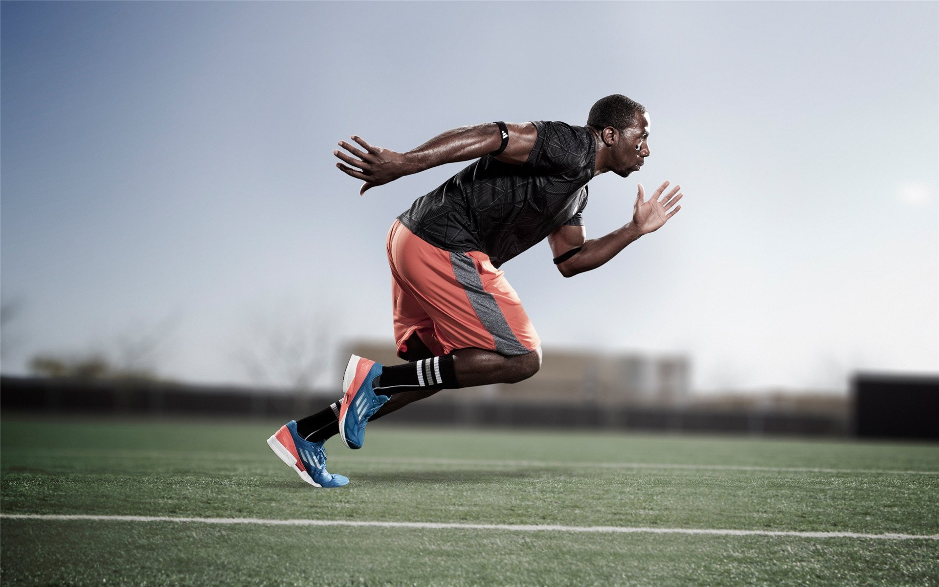 跨界狂想曲，当爵士踏平公牛，哈登在F1街道赛接管比赛