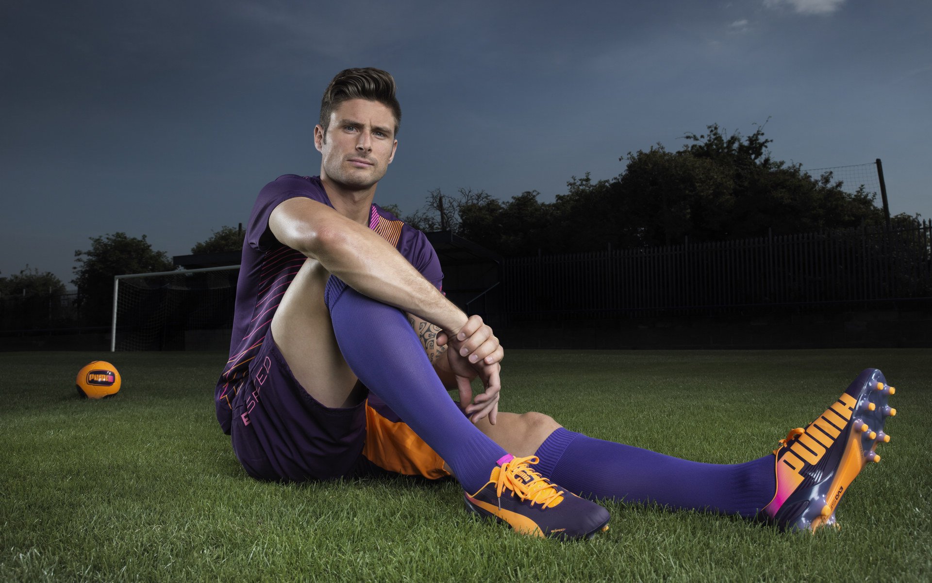 美网险胜联合杯，阿尔卡拉斯带队取胜，新一代网球王者的团队领导力初显